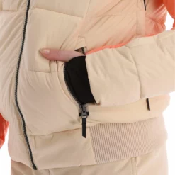 Brunotti, Snowbird Ski-jas Dames Canvas Beige 23 Brunotti, Snowbird Ski-jas Dames Canvas Beige -XUEFENG EXTREME OUTFIT brunotti snowbird aa jas gevoerd dames canvas beige 22bruno117v1 BI 11