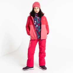 Dare2b, Impose III Ski-jas Kinderen Virtual Geranium Roze 12 Dare2b, Impose III Ski-jas Kinderen Virtual Geranium Roze -XUEFENG EXTREME OUTFIT dare2b impose iii aa jas gevoerd kinderen virtual geranium roze 22dare2110v2 BI 09