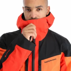 Peak Performance, Gravity Jacket Ski-jas Heren Racing Rood -XUEFENG EXTREME OUTFIT peak performance gravity jacket aa jas gevoerd heren racing rood AA11pea101b BI 11