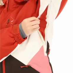 Protest, Kelis Ski-jas Dames Rocky Rood -XUEFENG EXTREME OUTFIT protest kelis ski jas dames rocky rood AA20prt019a BI 09
