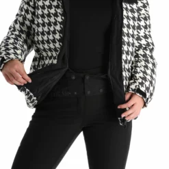 Protest, Prtbreey Ski-jas Dames True Zwart 21 Protest, Prtbreey Ski-jas Dames True Zwart -XUEFENG EXTREME OUTFIT protest prtbreey aa jas gevoerd dames true zwart 22prote110v1 BI 09 1